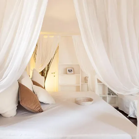 Navona Penthouse Apartment *