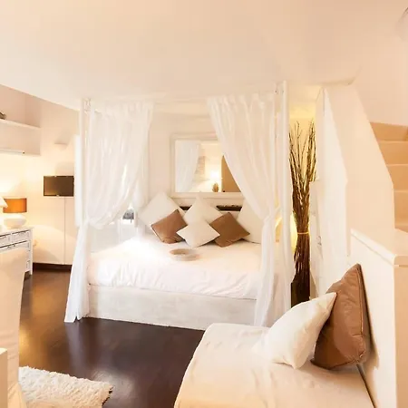 Apartment Navona Penthouse Rome